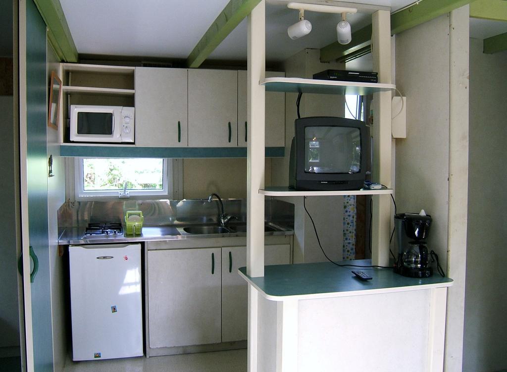 Holiday Home La Caverne Des Hirondelles Saint-Joseph Esterno foto